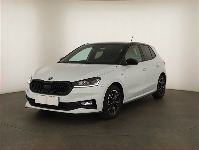 Škoda Fabia (2026) 1.0 TSI, Monte Carlo, FullLed - fotka 2 z 16