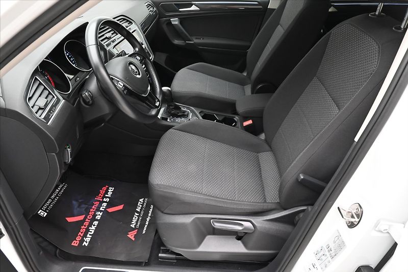 Volkswagen Tiguan Allspace 2,0 TDI 110KW DSG 4MOTION Záru - fotka 13 z 31