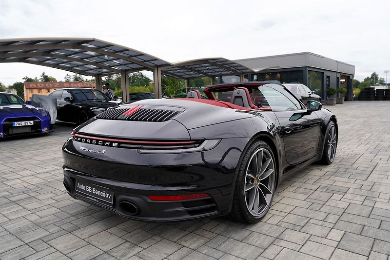 Porsche 911 Carrera 4/PDK/Sport chrono/21 - fotka 12 z 48