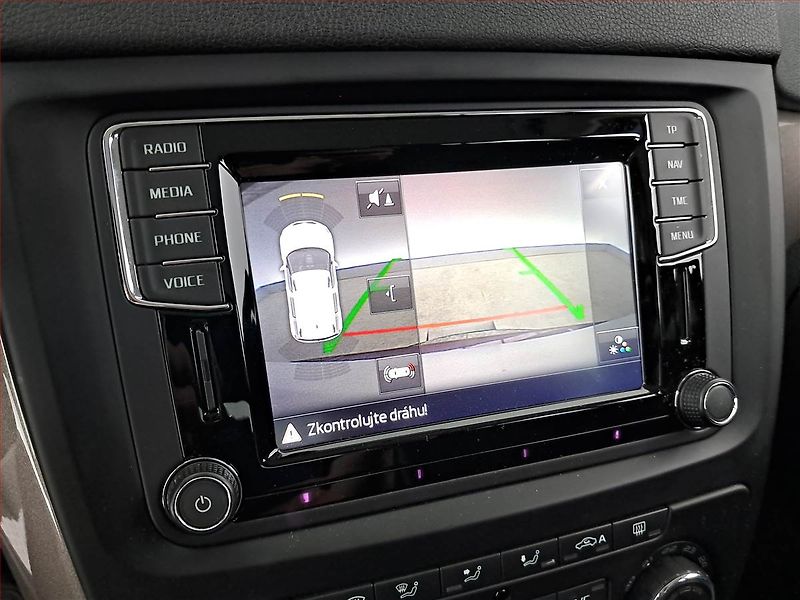 Škoda Yeti (2016) 2.0 TDI, 4X4, Automat, Kůže - fotka 16 z 20