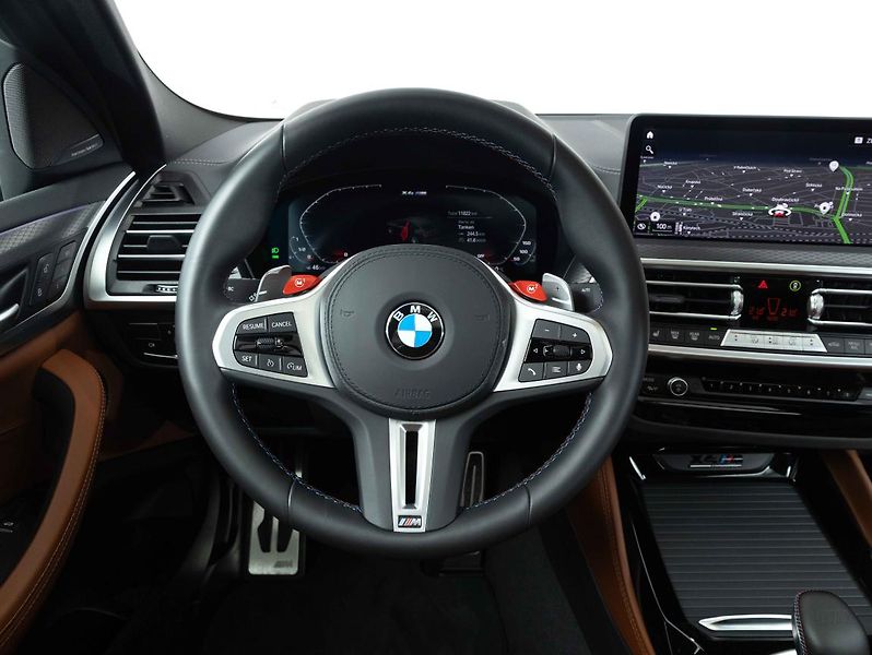 BMW X4 M - fotka 12 z 23