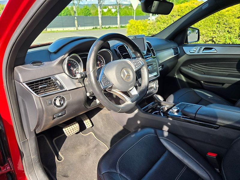 Mercedes-Benz GLE 450 AMG 4MATIC - fotka 10 z 20