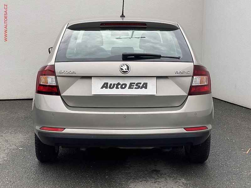 Škoda Rapid (2017) 1.0TSi, ČR, servis.kniha, AC - fotka 5 z 16