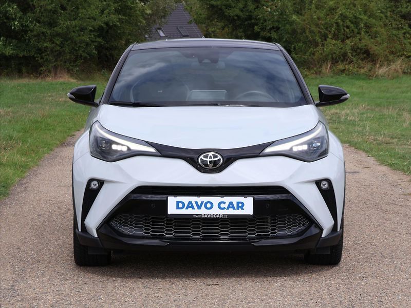 Toyota C-HR 2,0 Hybrid 112kW GR Sport CZ - fotka 2 z 35