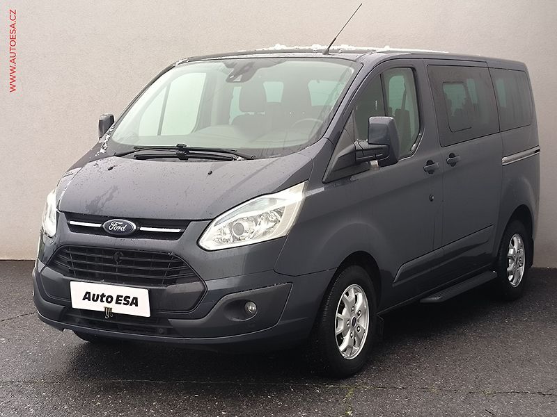 Ford Tourneo Custom (2014) 2.2TDCi, Titanium, TZ, navi - fotka 3 z 21
