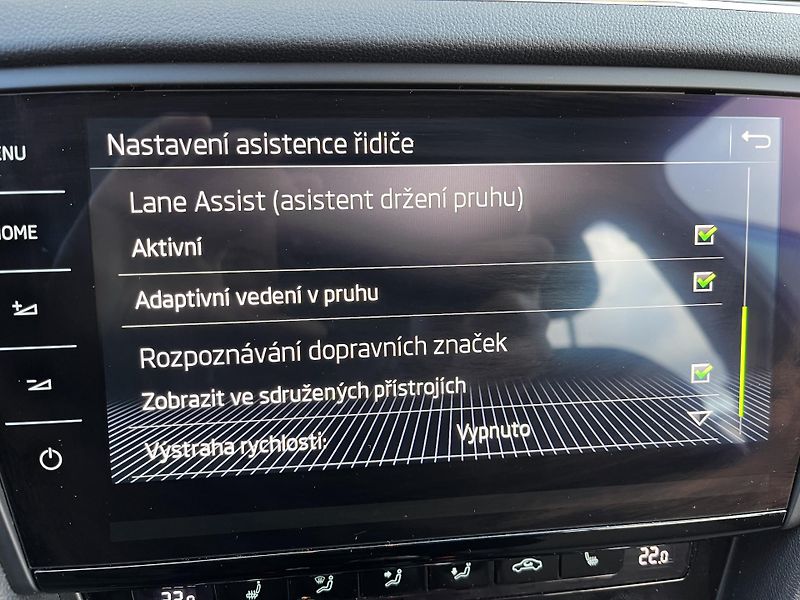 Škoda Octavia (2020) 2.0TDI STYLE NAVI KAMERA VÝHŘE - fotka 23 z 35