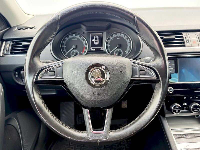 Škoda Octavia (2020) 1.6 TDI / 85kW / TOUR - fotka 17 z 29