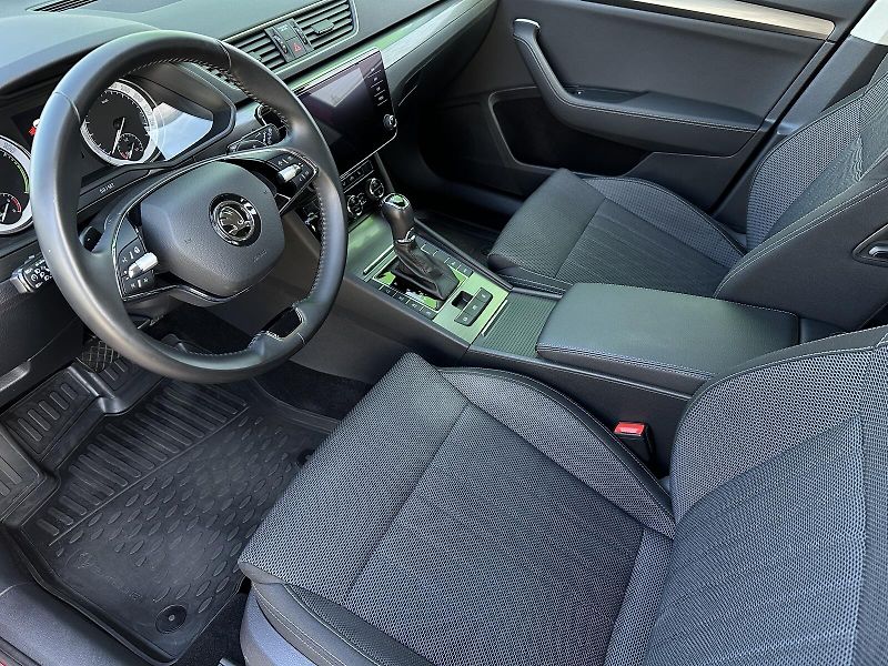 Škoda Superb 1.4TSi iV PHEV DSG 218PS KESSY - fotka 12 z 46