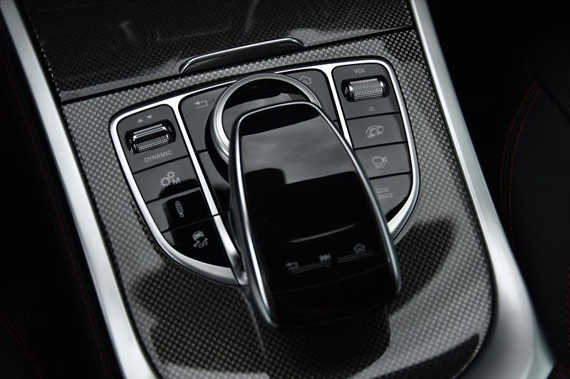 Mercedes-Benz Třídy G 63 AMG MANUFAKTUR ZÁRUKA ČR - fotka 21 z 32