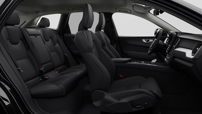 Volvo XC60 (2026) B5 AWD AUT BRIGHT PLUS  - fotka 4 z 11