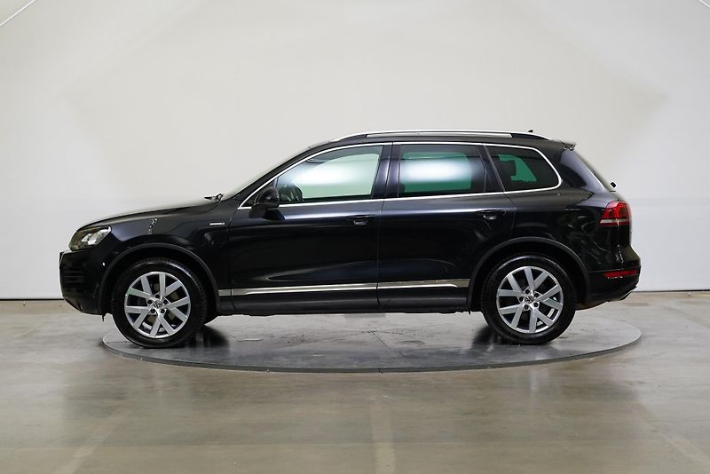 Volkswagen Touareg - fotka 3 z 30