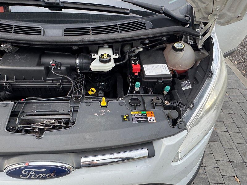 Ford Tourneo Custom (2013) 2.2 TDCi Trend, 8míst - fotka 30 z 30