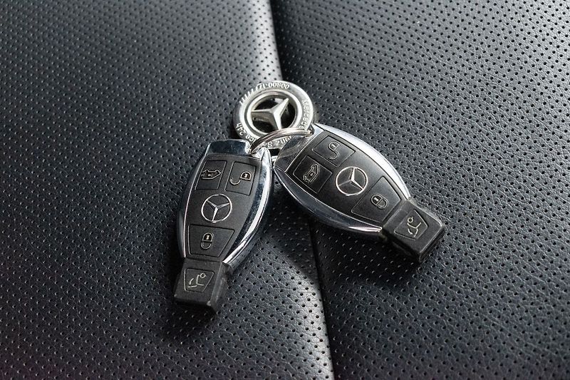 Mercedes-Benz Třídy V V 300d 4MATIC*AMG*TAŽNÉ*DPH* - fotka 32 z 39