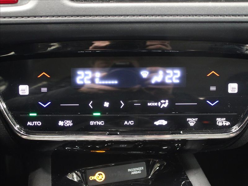 Honda HR-V 1,5 i-VTEC Elegance - fotka 26 z 32