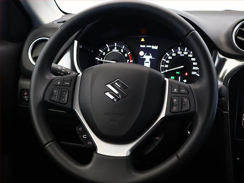 Suzuki Vitara (2025) 1.4 BoosterJet - fotka 12 z 18