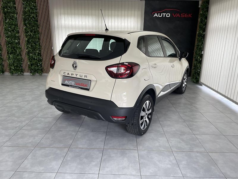 Renault Captur 1.2 TCe ČR 1.MAJ.NAVI  - fotka 9 z 25