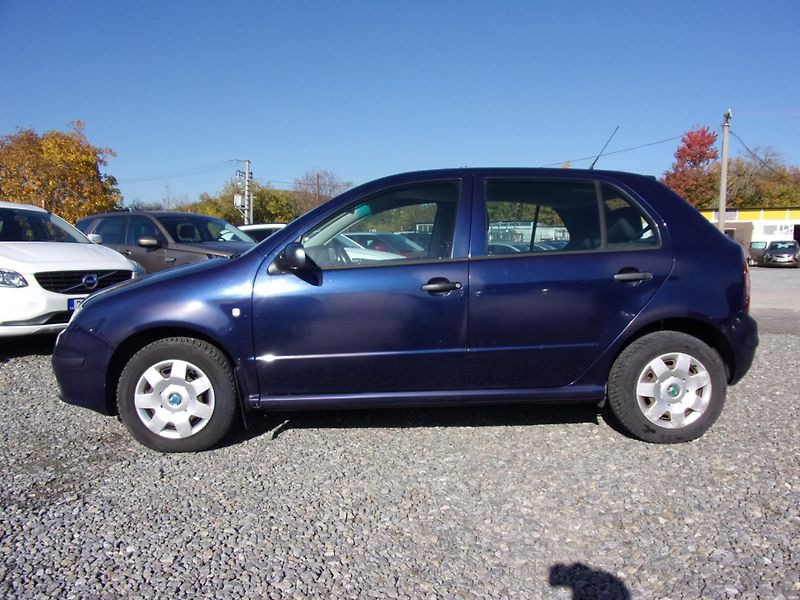 Škoda Fabia (2004) 1.2 HTP 47kW VÝBAVA KILOMETRY  - fotka 8 z 19