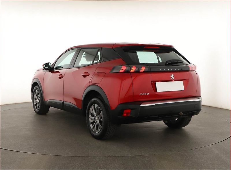 Peugeot 2008 (2020) 1.2 PureTech, Serv.kniha - fotka 4 z 20