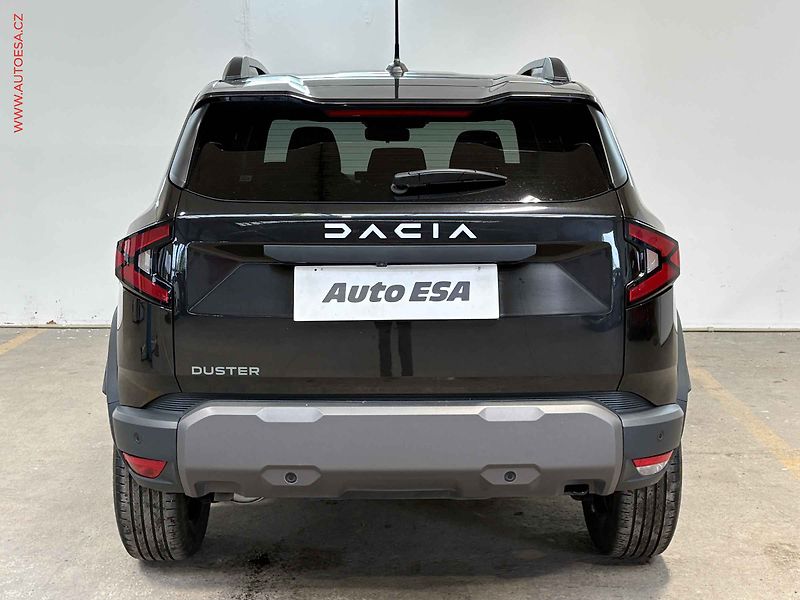 Dacia Duster (2024) 1.2 TCe, ČR, AC, LED, park - fotka 5 z 18