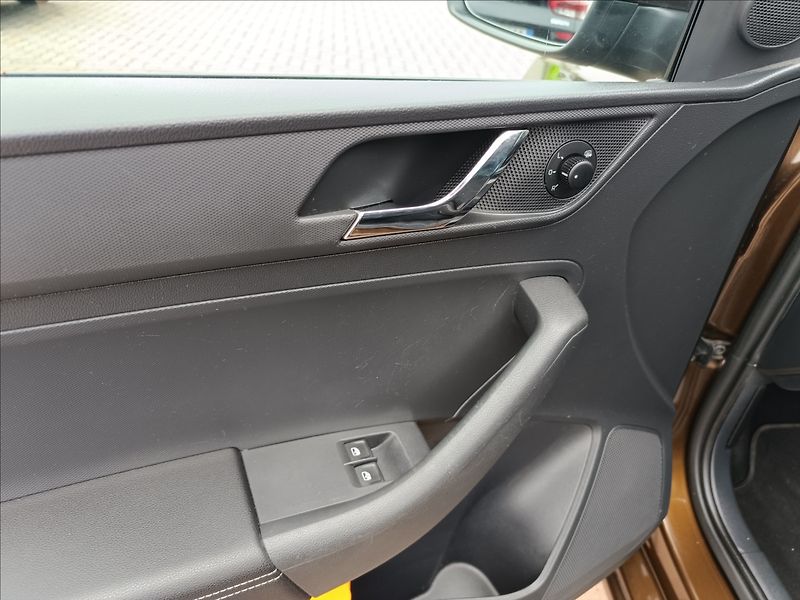 Škoda Rapid 1,2 TSi DSG Ambition - fotka 15 z 19