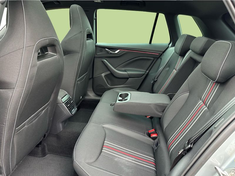 Škoda Kamiq 1,0 TSI / 85 kW Monte Carlo DS - fotka 12 z 26