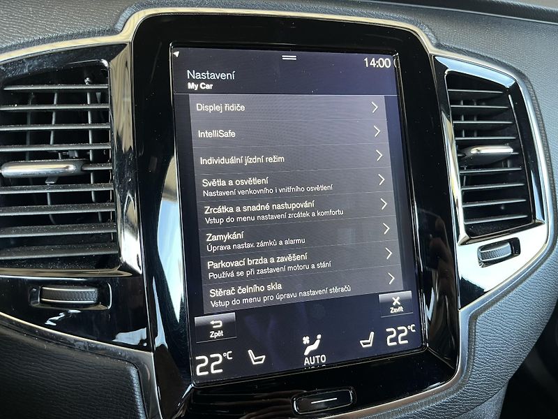 Volvo XC90 D5 AWD VENT // REZERVACE - fotka 39 z 58