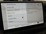 Land Rover Defender 110 D300 X-DYNAMIC SE AWD AUT  - náhled 41