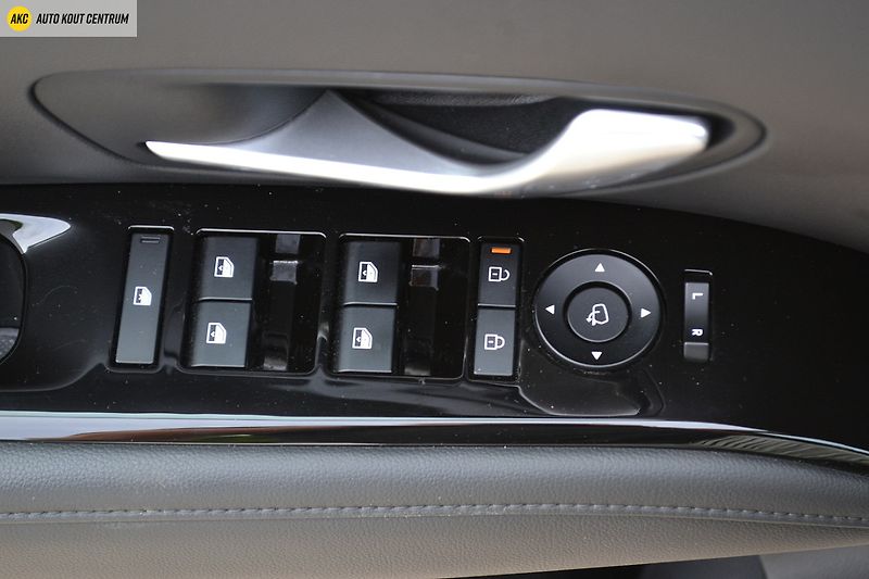 Hyundai Tucson 1.6T-GDI STYLE FL 118KW - fotka 45 z 54