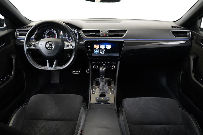 Škoda Superb - fotka 5 z 27