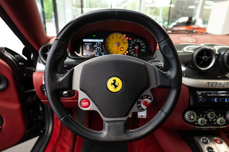 Ferrari 599 - fotka 6 z 19