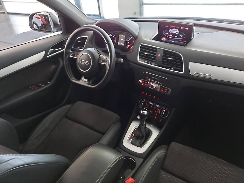 Audi Q3 (2018) 2.0 TDI quattro (135kW/184k) S - fotka 12 z 22