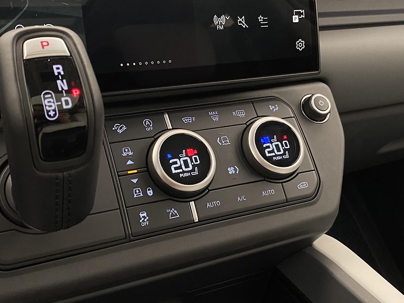 Land Rover Defender (2026) 110 D350 X-Dynamic HSE - fotka 35 z 60