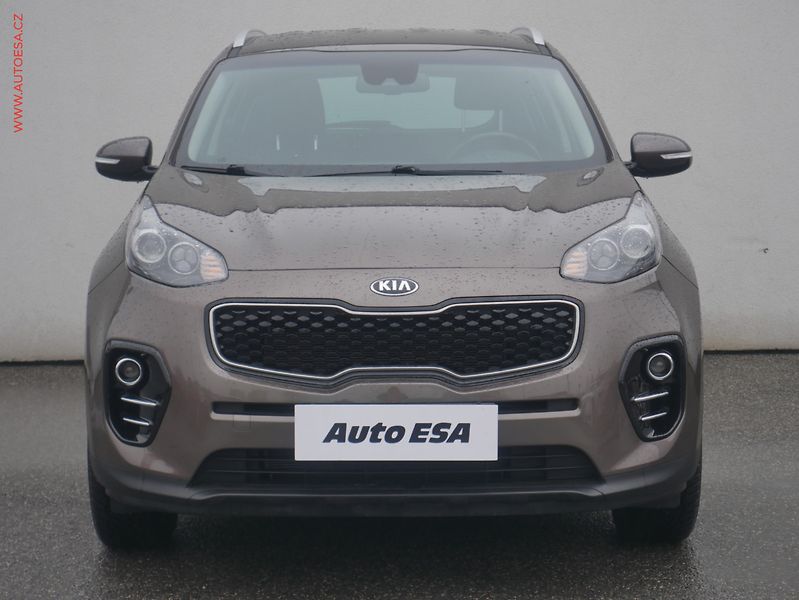 Kia Sportage (2017) 1.6 GDi, 2.maj,ČR, Navi - fotka 2 z 22