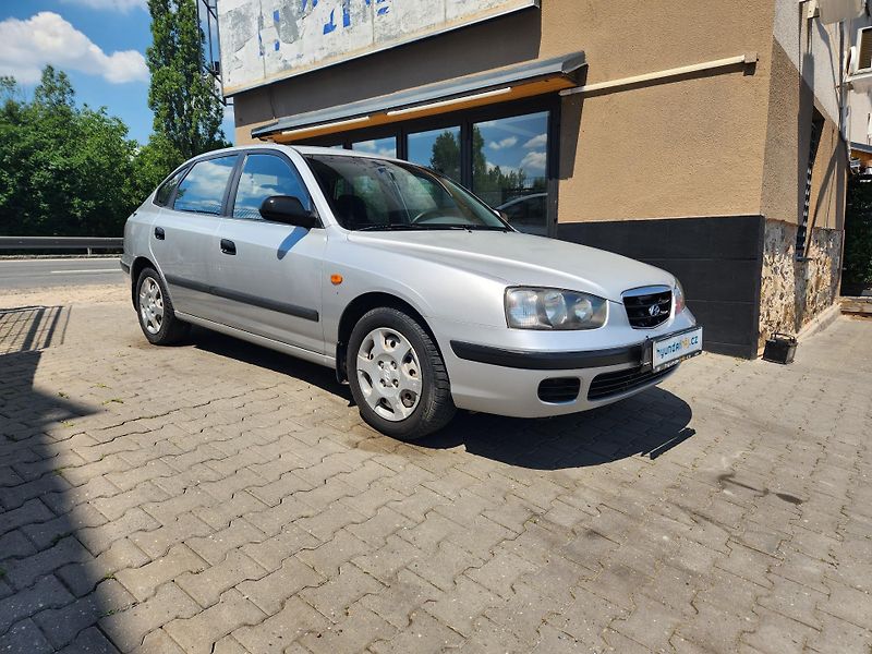 Hyundai Elantra (2001) 1.6-ZACHOVALÝ STAV-NÍZKÉ KM - fotka 6 z 13