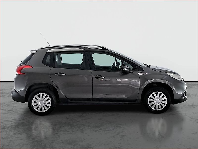Peugeot 2008 (2013) 1.2 PureTech, Tempomat - fotka 6 z 17