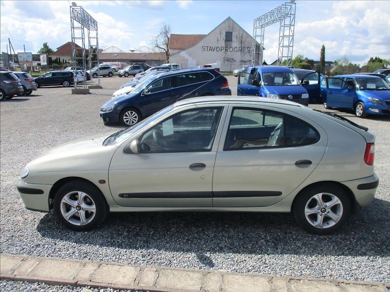 Renault Mégane 1,4 i, klima, serv. kniha, - fotka 8 z 32