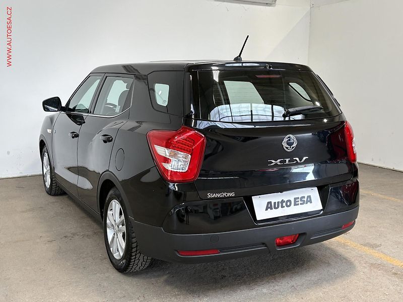 SsangYong XLV (2016) 1.6 D 4WD, AT, +ALU - fotka 6 z 16