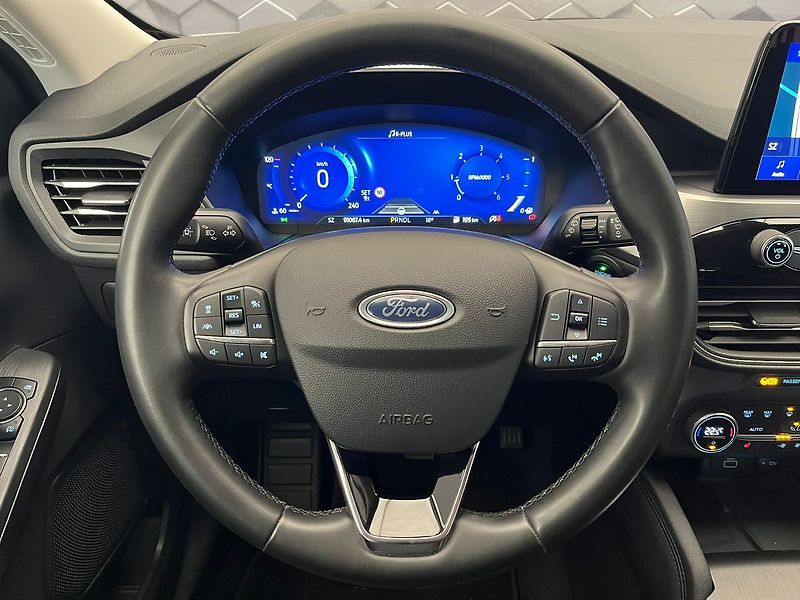 Ford Kuga 2,0 EB  140 kW AWD Titanium - fotka 9 z 58