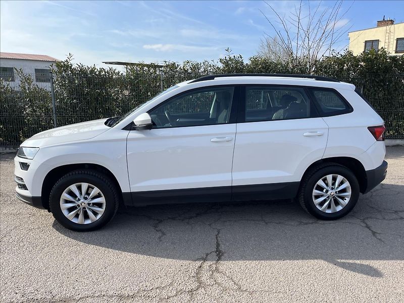 Škoda Karoq 2,0 TDi 110 4x4 DSG TAŽNÉ -DPH - fotka 4 z 47