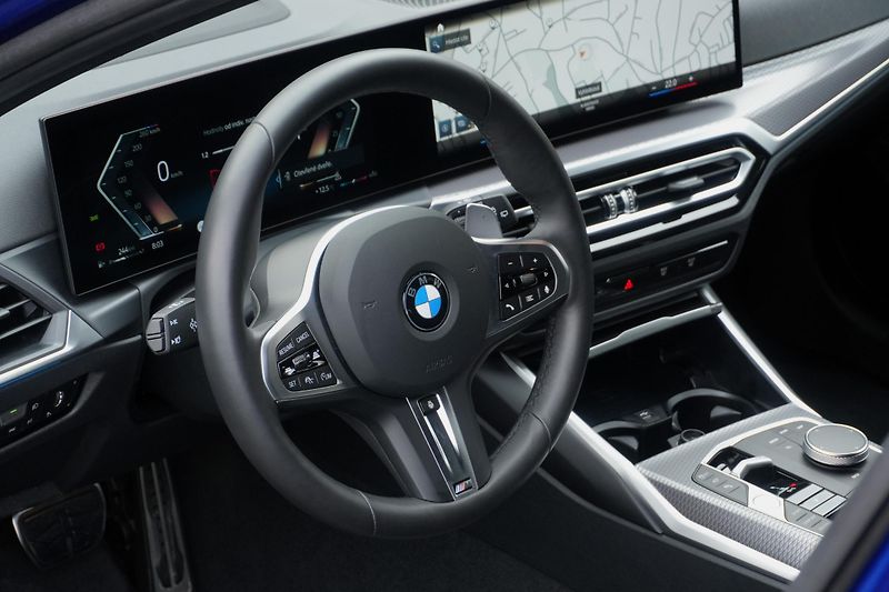 BMW Řada 3 M340i xD,Tažné, H/K, 360°, ACC - fotka 6 z 36