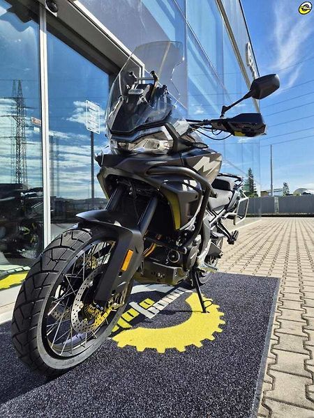 CFMOTO (2026) 700 MT Adventure - fotka 10 z 39