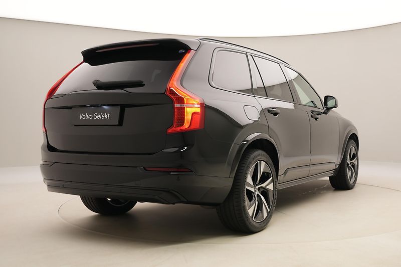 Volvo XC90 T8 AWD RECHARGE R-DESIGN 7míst - fotka 13 z 54