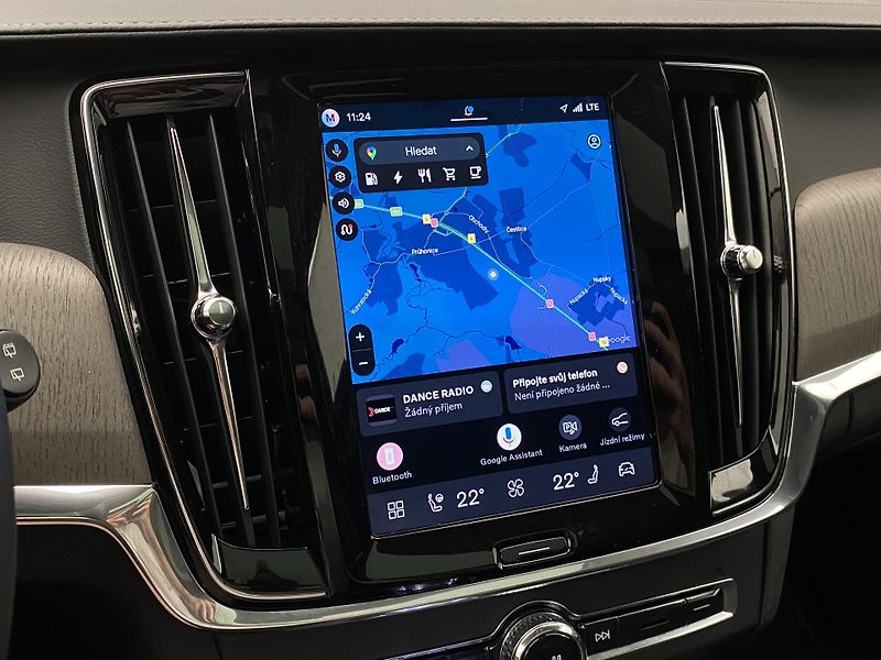 Volvo V90 T8 AWD RECHARGE DARK ULTRA CZ - fotka 44 z 69