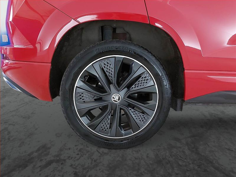 Škoda Karoq (2023) Sportline 1.5 TSI - fotka 13 z 21