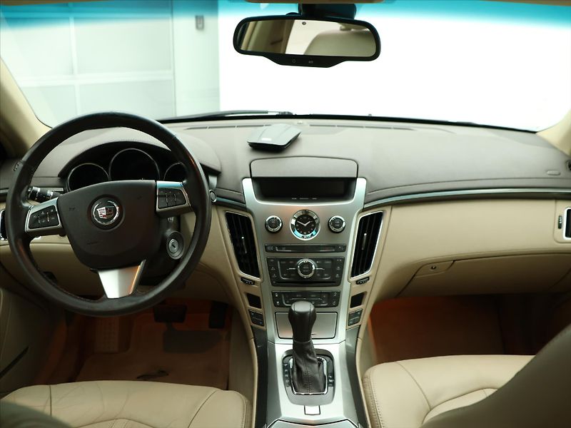 Cadillac CTS 3.6 V6 Luxury 229kW CZ Xenon - fotka 14 z 29