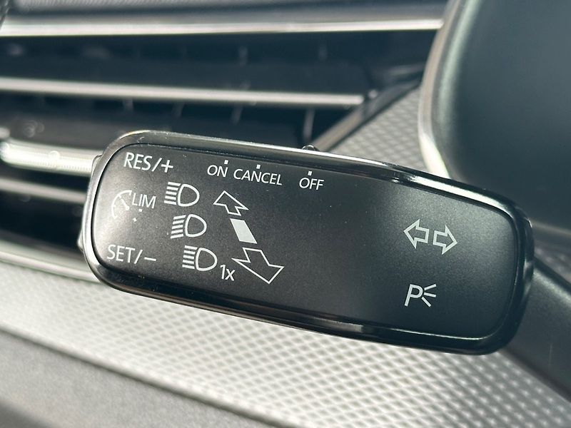 Škoda Scala (2023) 1.0TSi APP, LED, VÝHŘEV SED. - fotka 11 z 14