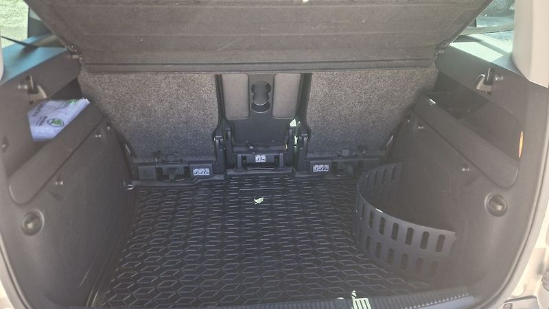 Škoda Roomster 1,6 TDI - fotka 8 z 10