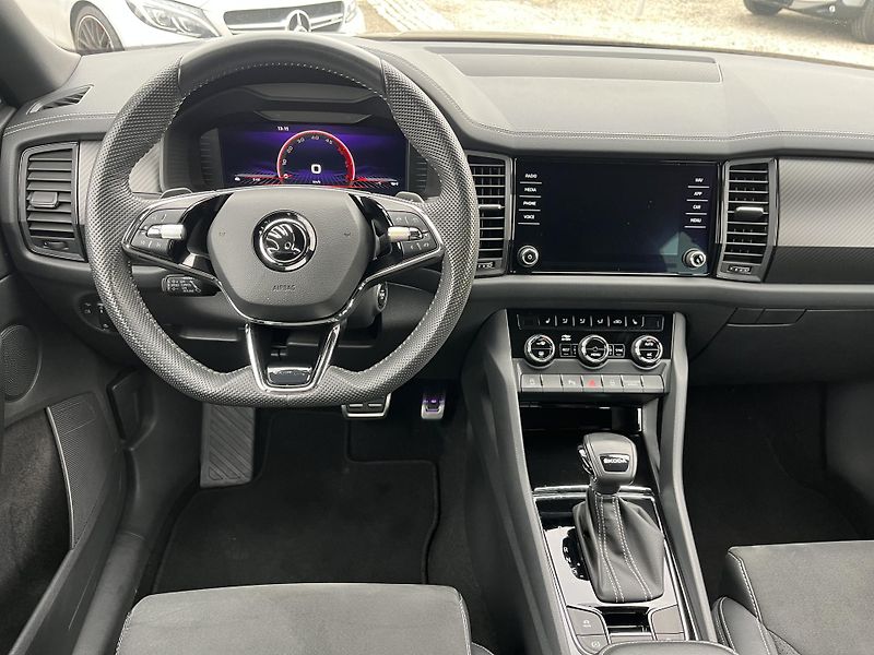 Škoda Kodiaq (2023) 2.0 TDI DSG SPORTLINE - fotka 15 z 45
