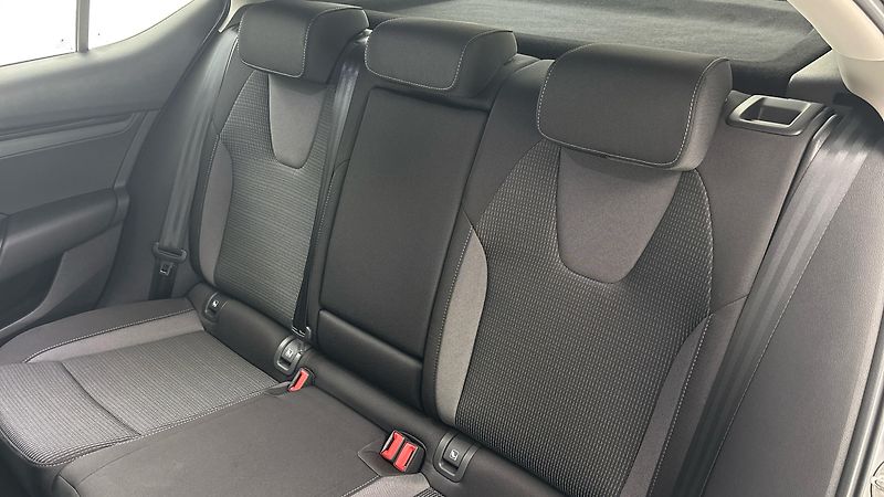 Škoda Octavia 2.0 TDI DSG Ambition - fotka 16 z 24