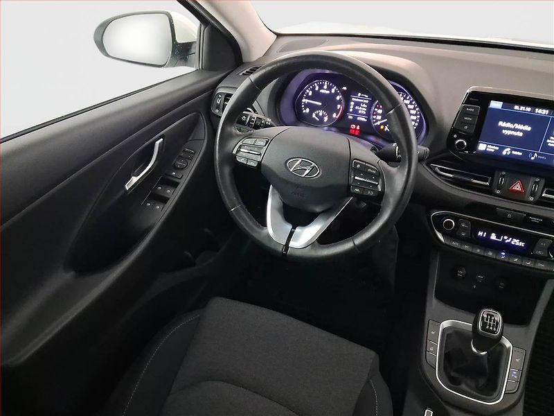 Hyundai i30 (2021) 1.0 T-GDI, Serv.kniha - fotka 7 z 18